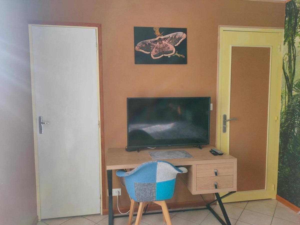 Chambre Avec Sdb Privative En Pleine Campagne Baillou エクステリア 写真